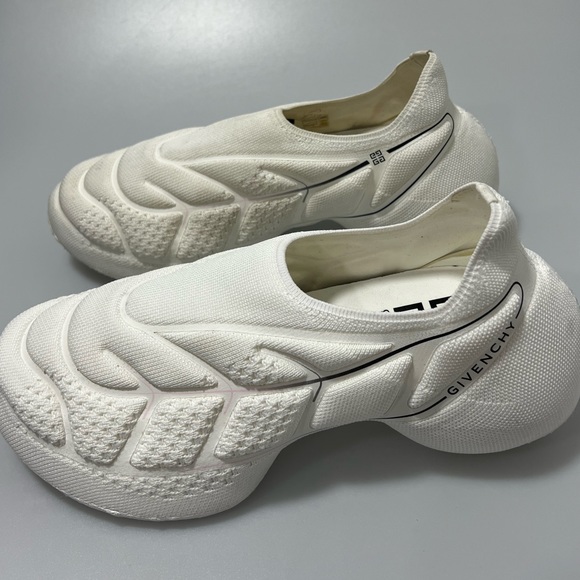 Givenchy Shoes - Givenchy White TK-360 + Sneakers Knit Women’s EU 39/US 9